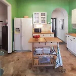 4 Bedroom Pet Friendly In Hébergement de vacances