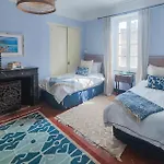 4 Bedroom Pet Friendly In Hébergement de vacances *