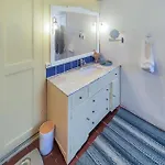 4 Bedroom Pet Friendly In Saint-Chinian