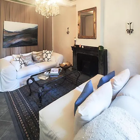 4 Bedroom Pet Friendly In * Saint-Chinian
