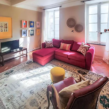4 Bedroom Pet Friendly In * Saint-Chinian