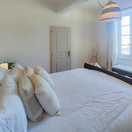 Feriehus 4 Bedroom Pet Friendly In Saint-Chinian
