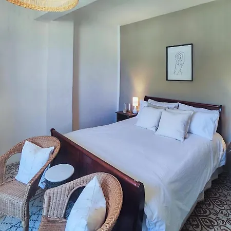 4 Bedroom Pet Friendly In